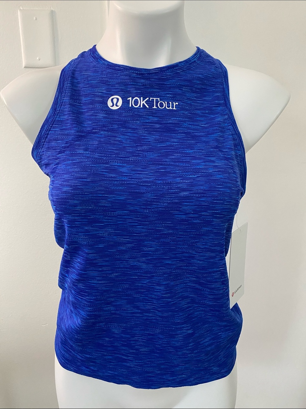 Lululemon-Swiftly Tech Racerback High Neck Tank 2.0 Race *HOU 10k - Size 8 - NWT